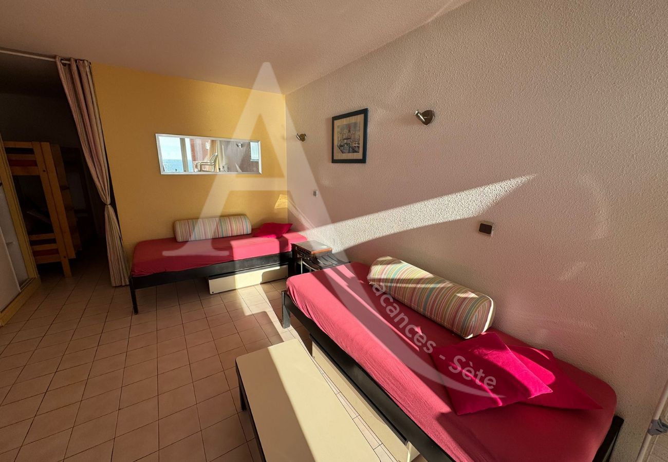 Studio a Sète - 208 / STUDIO AVEC PARKING, PISCINE ET VUE MER