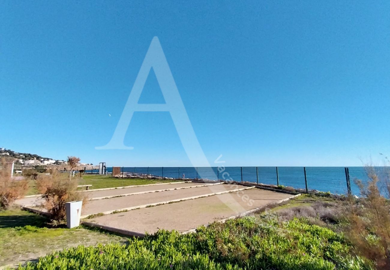 Studio a Sète - 208 / STUDIO AVEC PARKING, PISCINE ET VUE MER