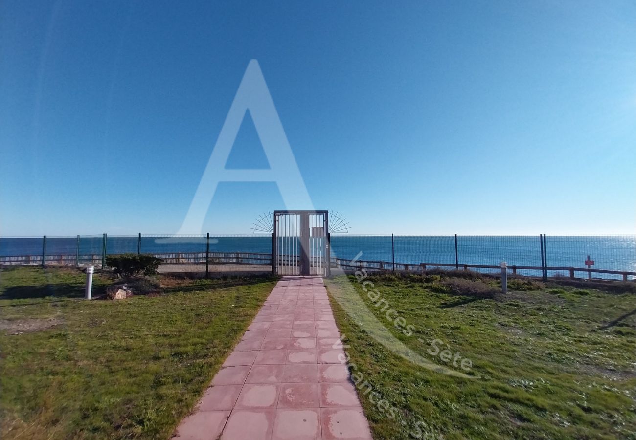 Studio a Sète - 208 / STUDIO AVEC PARKING, PISCINE ET VUE MER