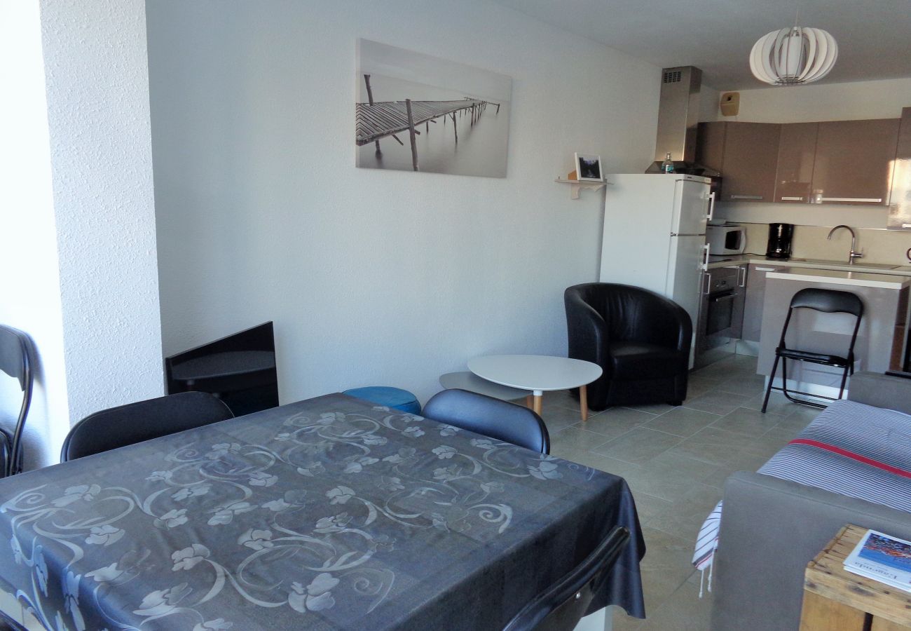Appartamento a Sète - 008 / T3 AVEC GARAGE ET PISCINE