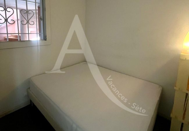 Appartamento a Sète - 025 / T2 AVEC CLIM SALON, PISCINE ET VUE MER Appartamento a Sète - 025 / T2 AVEC CLIM SALON, PISCINE ET VUE MER