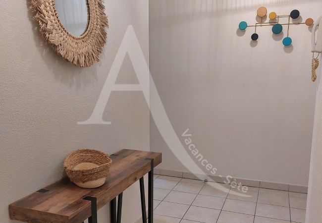 Appartamento a Sète - 214 / T3 CLASSÉ AVEC GARAGE, PISCINE ET WI-FI Appartamento a Sète - 214 / T3 CLASSÉ AVEC GARAGE, PISCINE ET WI-FI