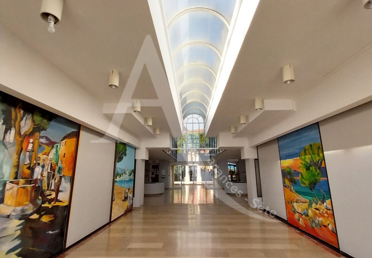 Studio a Sète - 026 / STUDIO AVEC PARKING, WI-FI ET PISCINE Studio a Sète - 026 / STUDIO AVEC PARKING, WI-FI ET PISCINE