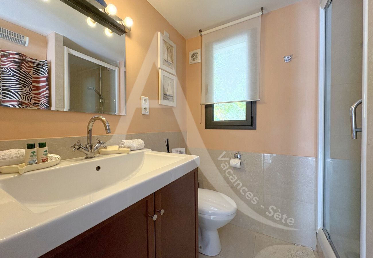 Villa a Sète - 061 / VILLA CLIMATISEE PISCINE PRIVEE ET WI-FI Villa a Sète - 061 / VILLA CLIMATISEE PISCINE PRIVEE ET WI-FI