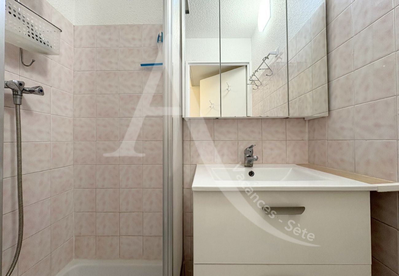 Appartamento a Sète - 072 / T2 CLIMATISE AVEC GARAGE ET WI-FI Appartamento a Sète - 072 / T2 CLIMATISE AVEC GARAGE ET WI-FI