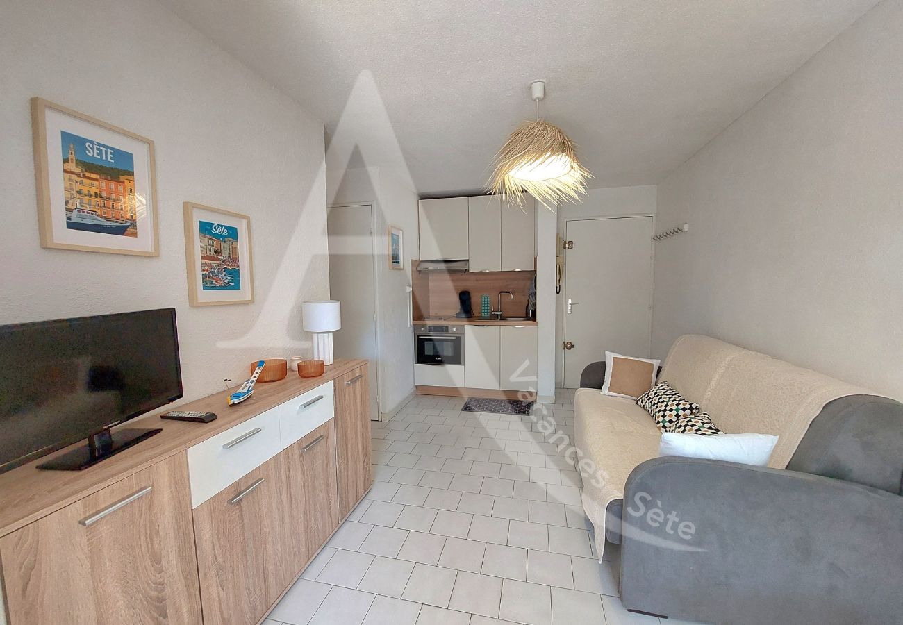 Appartamento a Sète - 088 / T2 MODERNE EN RDC JARDIN, PARKING ET WIFI Appartamento a Sète - 088 / T2 MODERNE EN RDC JARDIN, PARKING ET WIFI