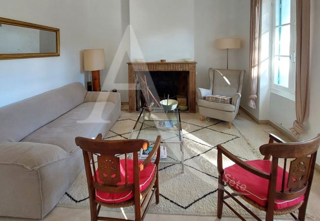 Villa a Sète - 510 / MAISON 10 PERS, PISCINE PRIVEE, WIFI Villa a Sète - 510 / MAISON 10 PERS, PISCINE PRIVEE, WIFI