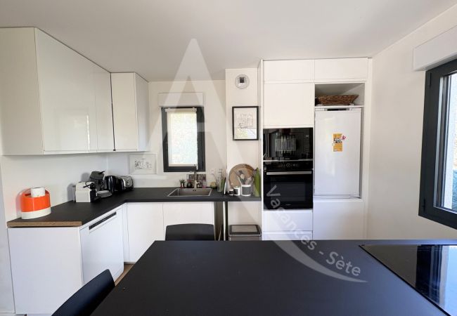 Villa a Sète - 078 / VILLA BOIS MODERNE, CLIM ET WIFI Villa a Sète - 078 / VILLA BOIS MODERNE, CLIM ET WIFI