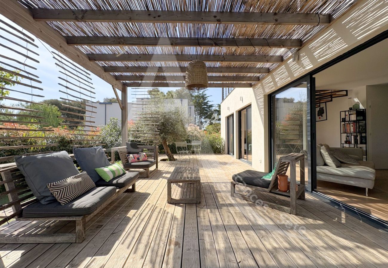 Villa a Sète - 078 / VILLA BOIS MODERNE, CLIM ET WIFI Villa a Sète - 078 / VILLA BOIS MODERNE, CLIM ET WIFI