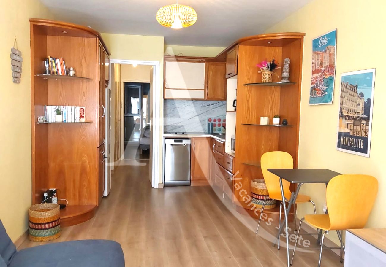 Appartamento a Sète - 024 / T2 SPACIEUX, LOGGIA ET ACCES WIFI Appartamento a Sète - 024 / T2 SPACIEUX, LOGGIA ET ACCES WIFI