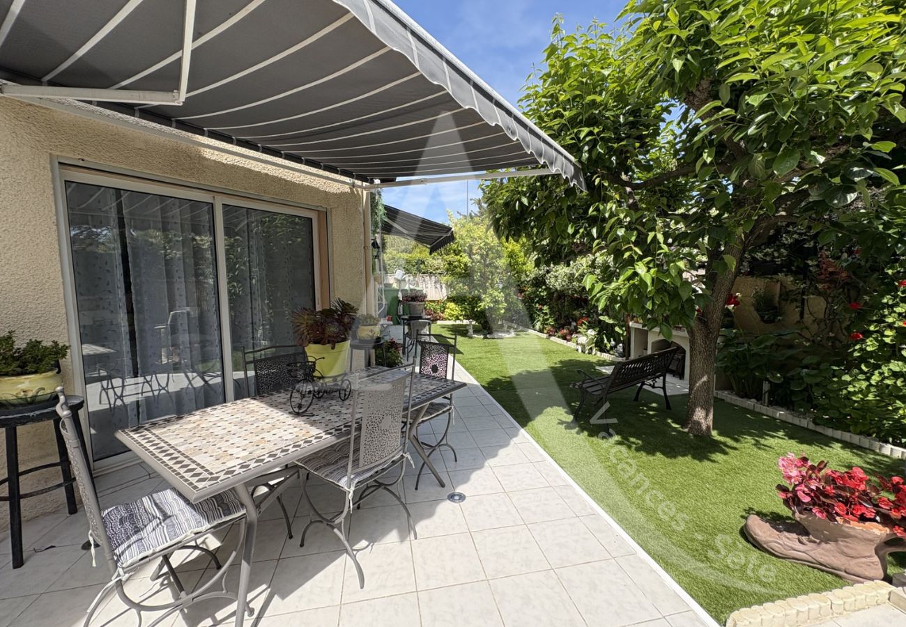 Villa a Sète - 005/ MAISON 6PERS, JARDIN ET WIFI Villa a Sète - 005/ MAISON 6PERS, JARDIN ET WIFI