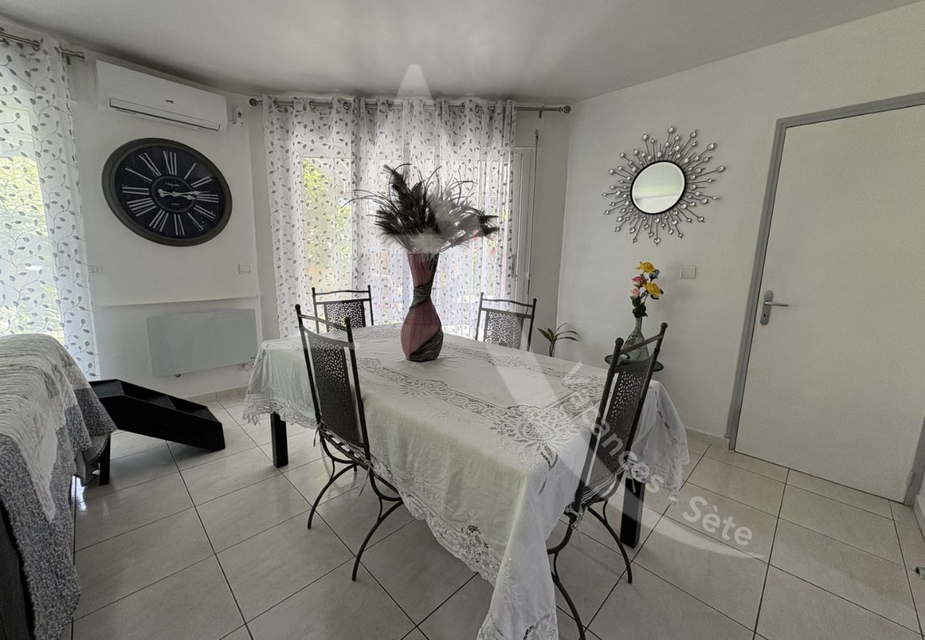 Villa a Sète - 005/ MAISON 6PERS, JARDIN ET WIFI Villa a Sète - 005/ MAISON 6PERS, JARDIN ET WIFI