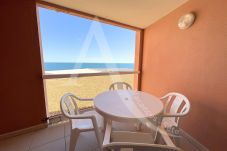 Studio à Sète - 200 / STUDIO AVEC PARKING, WI-FI ET PISCINE