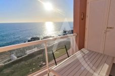 Appartement à Sète - 195 / T2 AVEC PARKING, WI-FI ET VUE MER