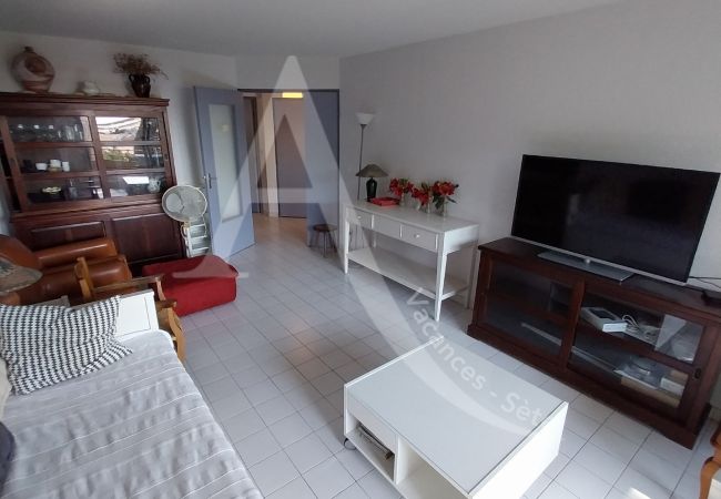 Appartement à Sète - 110 / GRAND T2 AVEC PARKING ET WI-FI Appartement à Sète - 110 / GRAND T2 AVEC PARKING ET WI-FI