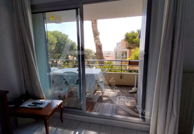 Appartement à Sète - 110 / GRAND T2 AVEC PARKING ET WI-FI Appartement à Sète - 110 / GRAND T2 AVEC PARKING ET WI-FI