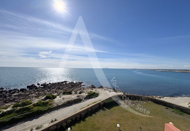 Appartement à Sète - 126 / T3 AVEC GARAGE, PISCINE, WI-FI, CLIM SÉJOUR Appartement à Sète - 126 / T3 AVEC GARAGE, PISCINE, WI-FI, CLIM SÉJOUR