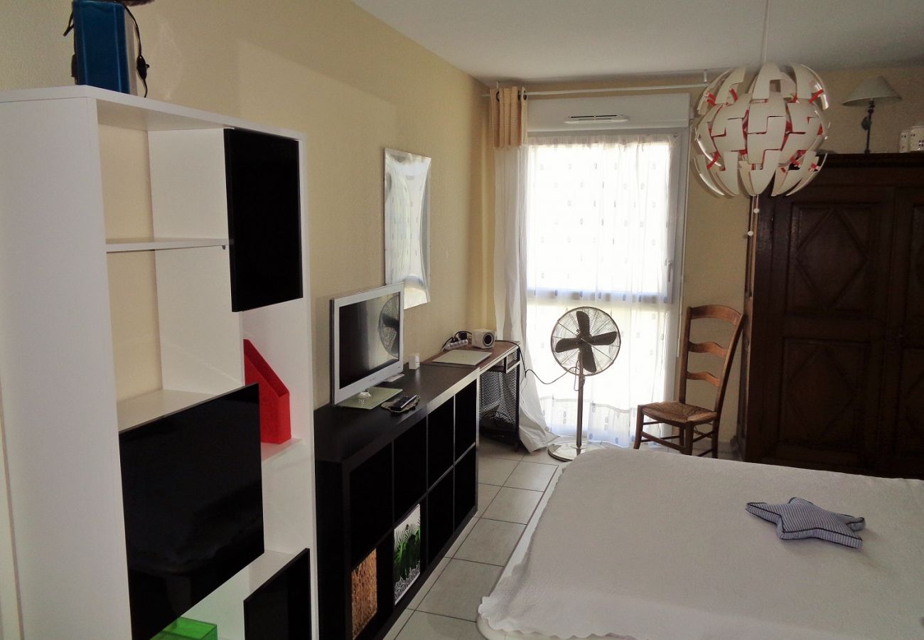 Appartement à Sète - 035