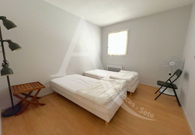 Appartement à Sète - 178 /T3 PARKING ET PISCINE Appartement à Sète - 178 /T3 PARKING ET PISCINE