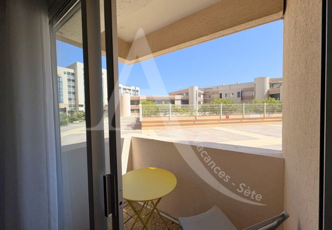Appartement à Sète - 178 /T3 PARKING ET PISCINE Appartement à Sète - 178 /T3 PARKING ET PISCINE