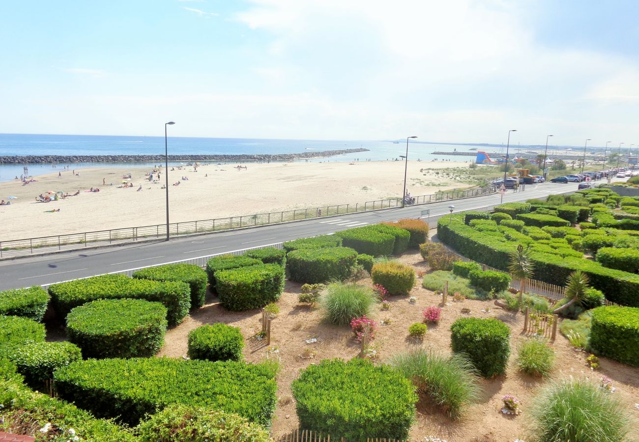Appartement à Sète - 055 / T2 VUE MER AVEC PARKING