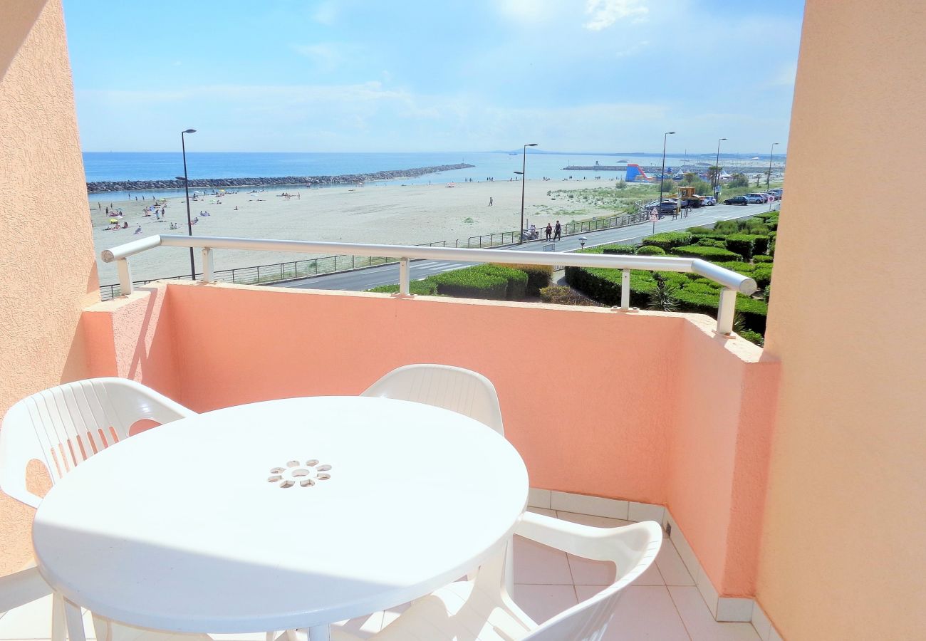 Appartement à Sète - 055 / T2 VUE MER AVEC PARKING