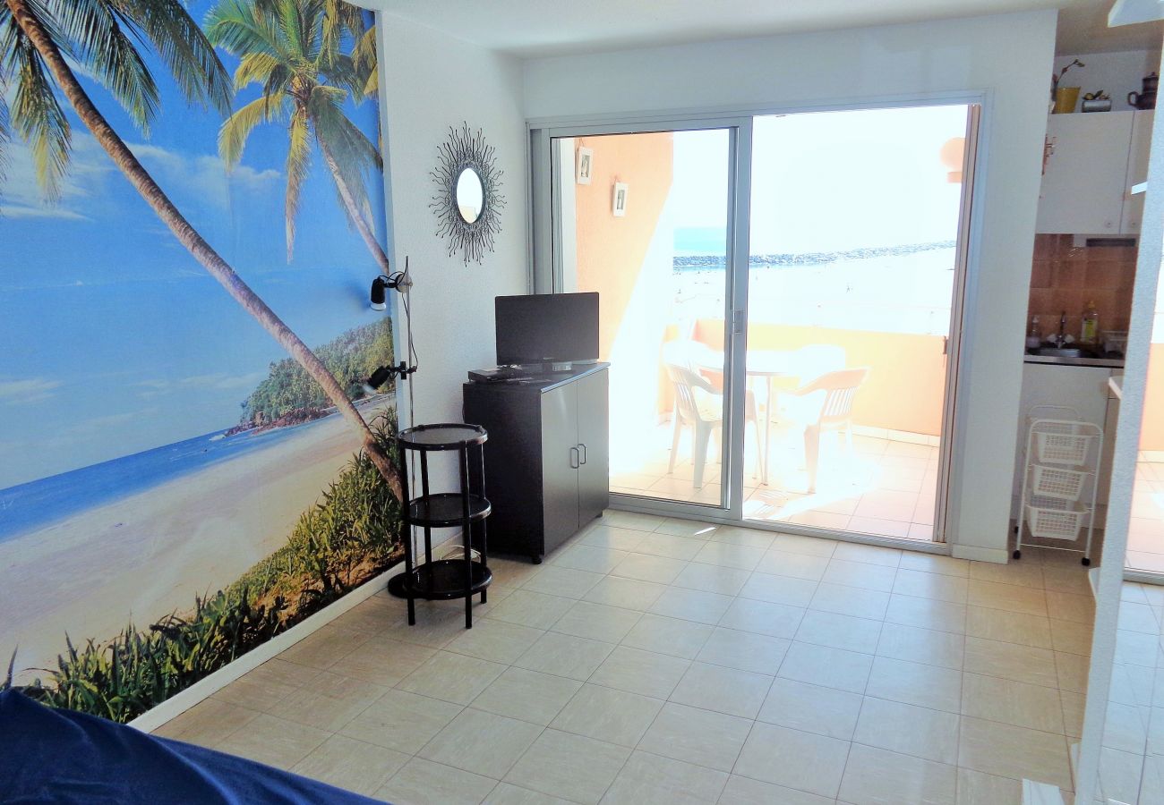 Appartement à Sète - 055 / T2 VUE MER AVEC PARKING
