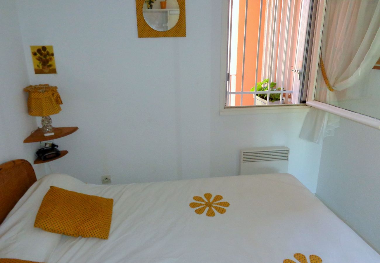 Appartement à Sète - 055 / T2 VUE MER AVEC PARKING