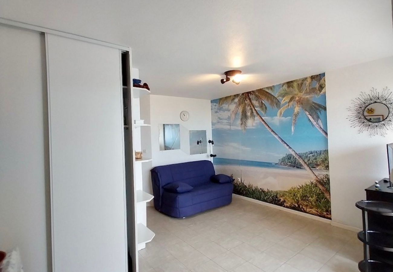 Appartement à Sète - 055 / T2 VUE MER AVEC PARKING