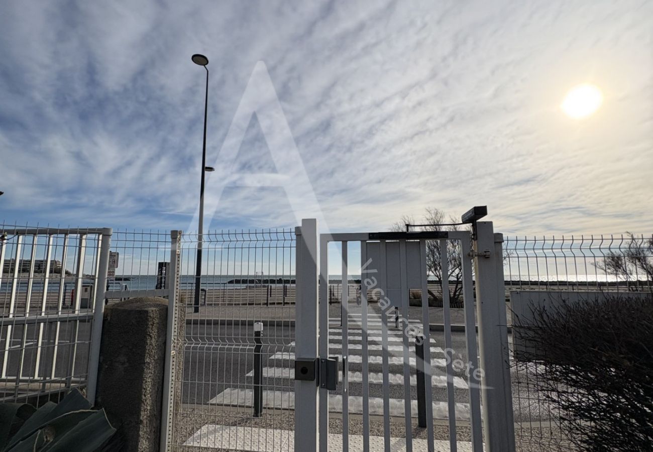 Studio à Sète - 028 / STUDIO VUE MER ET PARKING Studio à Sète - 028 / STUDIO VUE MER ET PARKING