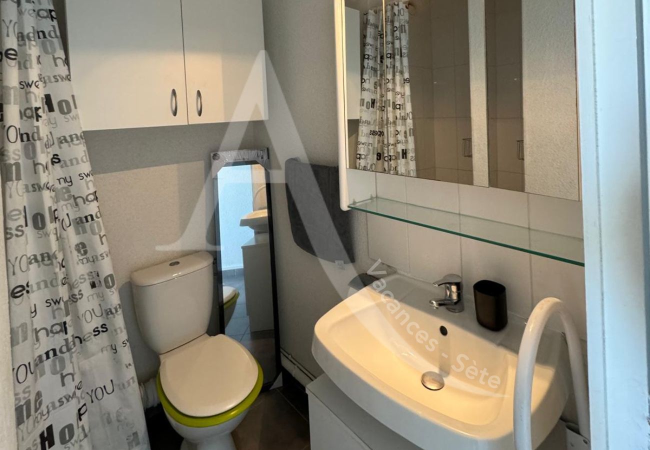 Studio à Sète - 028 / STUDIO VUE MER ET PARKING Studio à Sète - 028 / STUDIO VUE MER ET PARKING