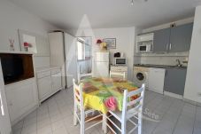 Appartement à Sète - 105 / T2 CABINE AVEC ACCÈS COURTS DE TENNIS