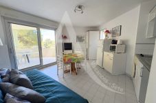 Appartement à Sète - 105 / T2 CABINE AVEC ACCÈS COURTS DE TENNIS