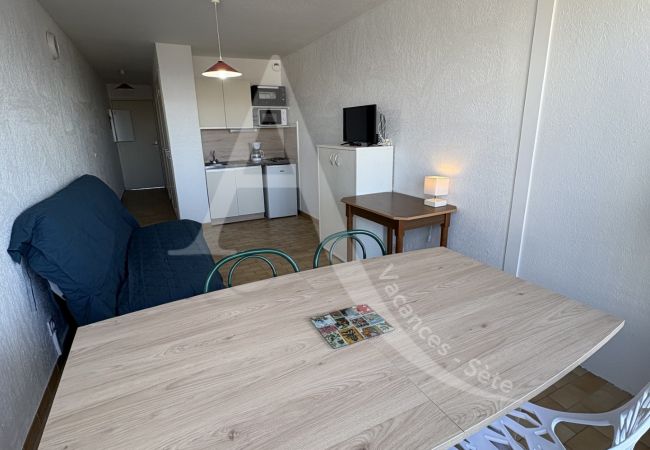 Studio à Sète - 034 / STUDIO AVEC PARKING ET VUE MER Studio à Sète - 034 / STUDIO AVEC PARKING ET VUE MER