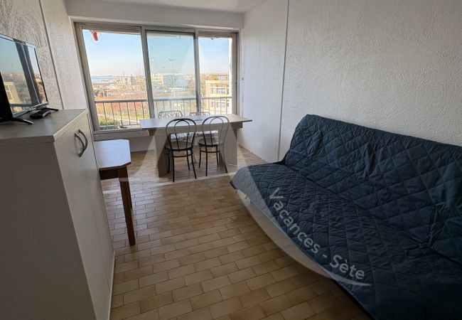 Studio à Sète - 034 / STUDIO AVEC PARKING ET VUE MER Studio à Sète - 034 / STUDIO AVEC PARKING ET VUE MER