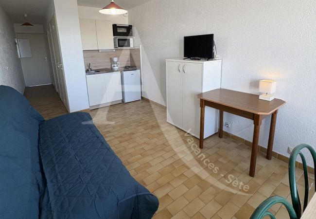 Studio à Sète - 034 / STUDIO AVEC PARKING ET VUE MER Studio à Sète - 034 / STUDIO AVEC PARKING ET VUE MER