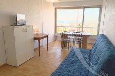 Studio à Sète - 034 / STUDIO AVEC PARKING ET VUE MER