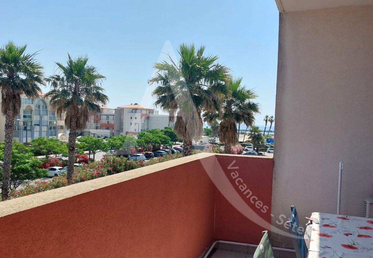 Appartement à Sète - 302 / T2 AVEC CLIM SÉJOUR, GARAGE ET PISCINE Appartement à Sète - 302 / T2 AVEC CLIM SÉJOUR, GARAGE ET PISCINE