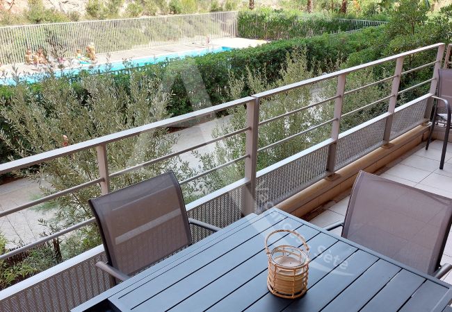 Appartement à Sète - 214 / T3 CLASSÉ AVEC GARAGE, PISCINE ET WI-FI Appartement à Sète - 214 / T3 CLASSÉ AVEC GARAGE, PISCINE ET WI-FI