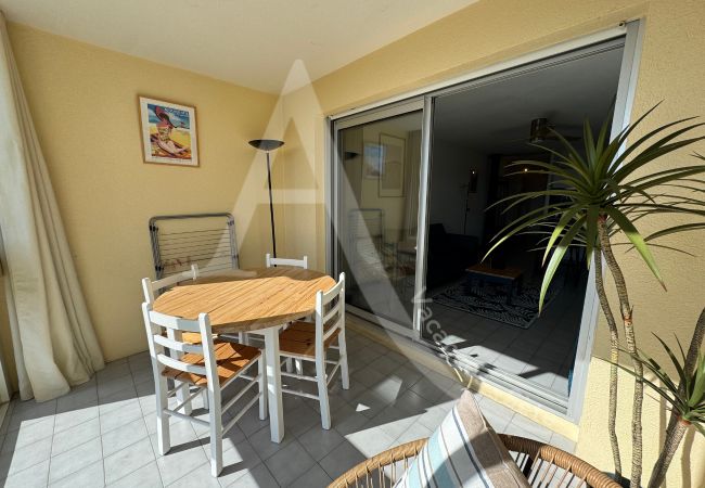 Appartement à Sète - 361 / T3 GARAGE, WI-FI, ACCÈS COURTS DE TENNIS Appartement à Sète - 361 / T3 GARAGE, WI-FI, ACCÈS COURTS DE TENNIS