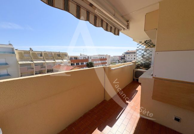 Appartement à Sète - 072 / T2 CLIMATISE AVEC GARAGE ET WI-FI Appartement à Sète - 072 / T2 CLIMATISE AVEC GARAGE ET WI-FI