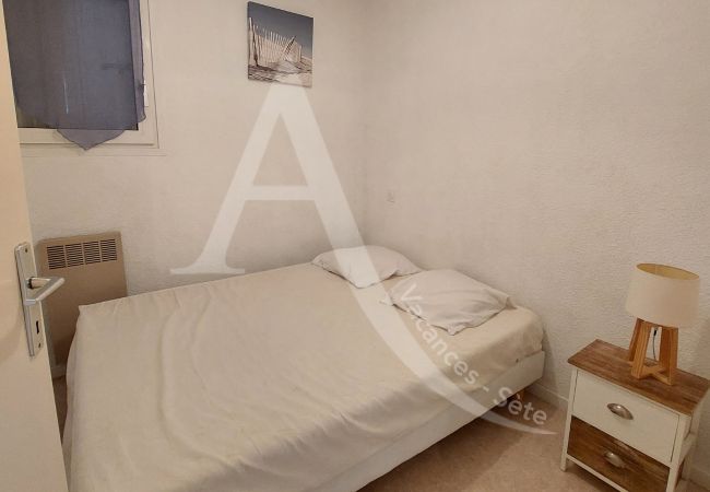 Appartement à Sète - 297 / PRATIQUE T3 PLEIN COEUR CORNICHE Appartement à Sète - 297 / PRATIQUE T3 PLEIN COEUR CORNICHE