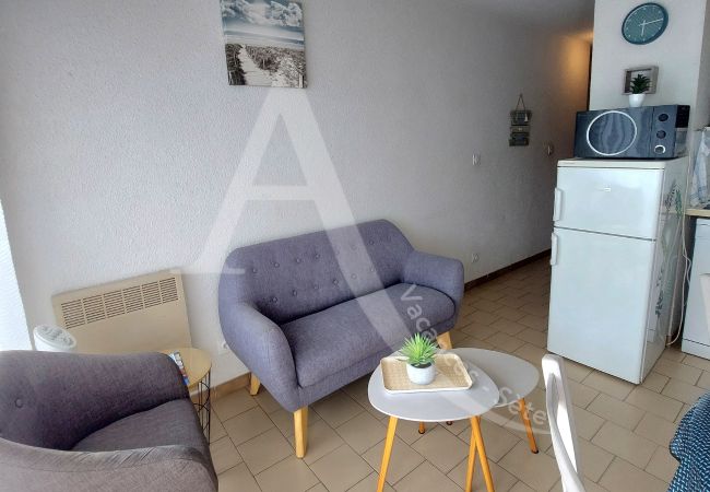 Appartement à Sète - 297 / PRATIQUE T3 PLEIN COEUR CORNICHE Appartement à Sète - 297 / PRATIQUE T3 PLEIN COEUR CORNICHE