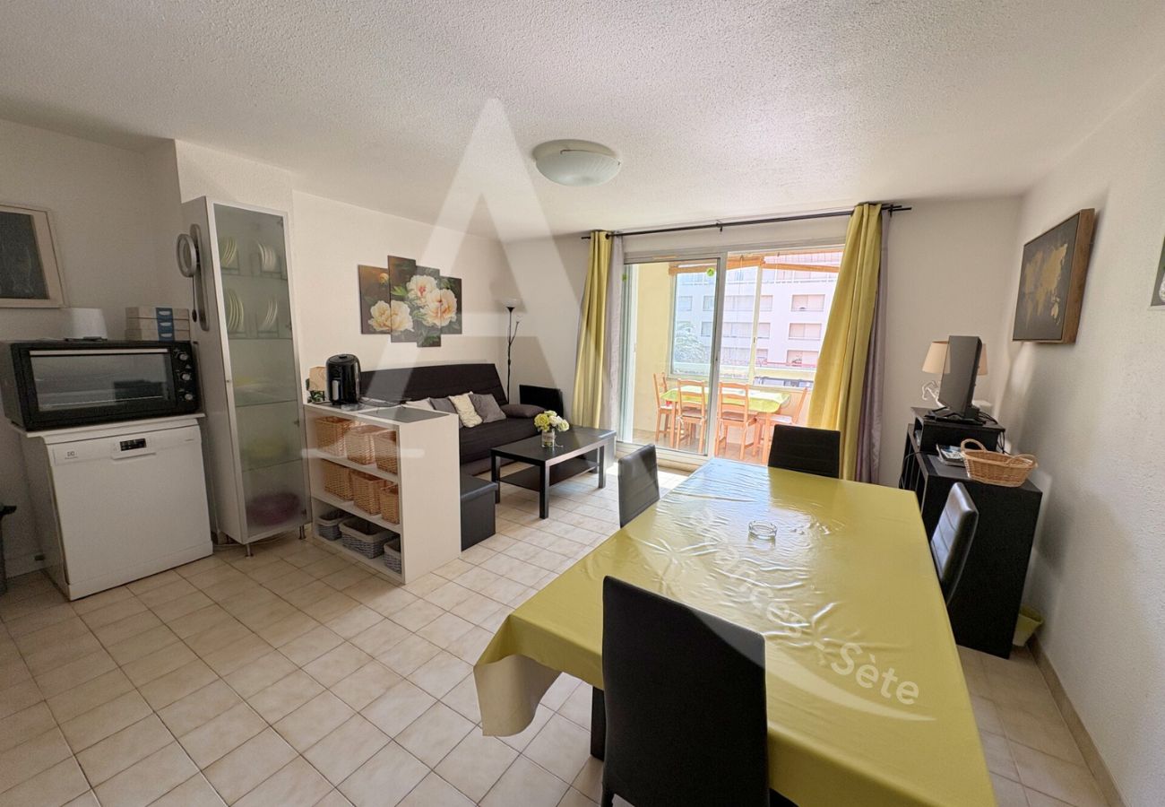 Appartement à Sète - 322 / T3 AVEC PARKING ET WI-FI Appartement à Sète - 322 / T3 AVEC PARKING ET WI-FI