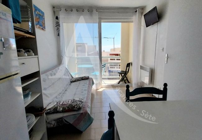 Appartement à Sète - 211 / T2 CONFORTABLE PLEIN COEUR CORNICHE, WI-FI Appartement à Sète - 211 / T2 CONFORTABLE PLEIN COEUR CORNICHE, WI-FI