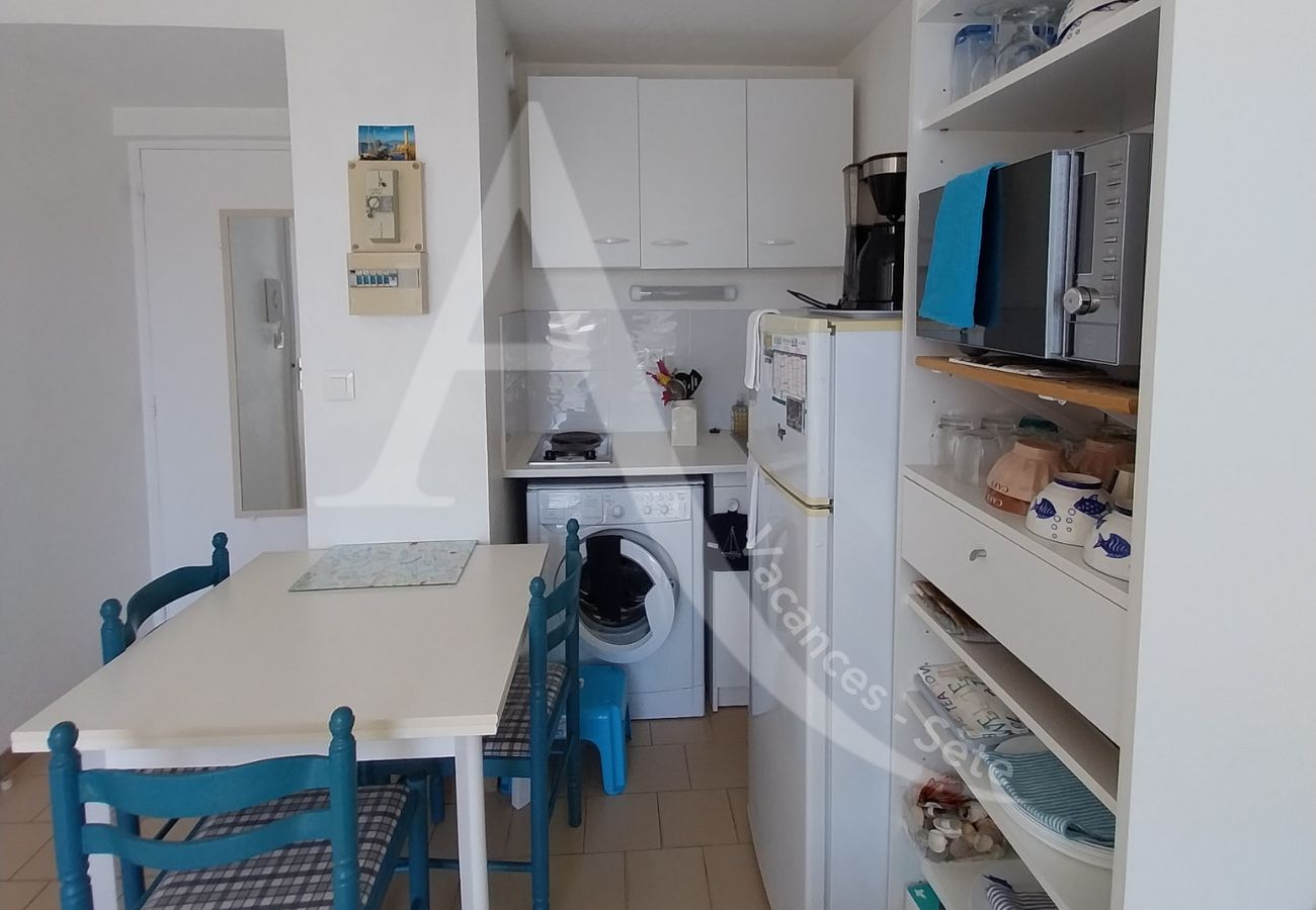 Appartement à Sète - 211 / T2 CONFORTABLE PLEIN COEUR CORNICHE, WI-FI Appartement à Sète - 211 / T2 CONFORTABLE PLEIN COEUR CORNICHE, WI-FI