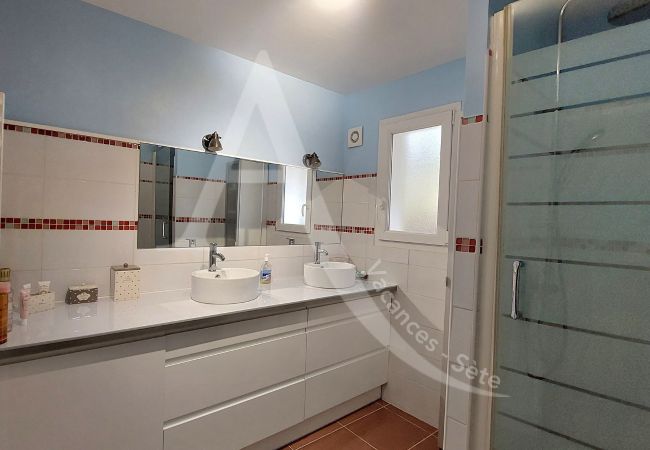 Villa à Sète - 016 / VILLA COSY 3* CLIMATISÉE ET PISCINE PRIVÉE Villa à Sète - 016 / VILLA COSY 3* CLIMATISÉE ET PISCINE PRIVÉE