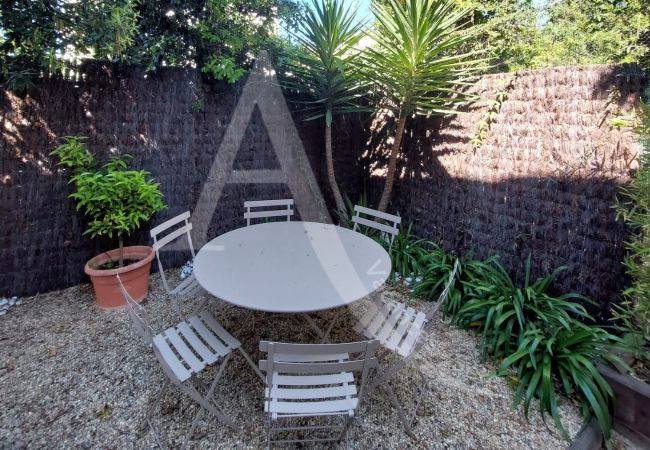 Villa à Sète - 016 / VILLA COSY 3* CLIMATISÉE ET PISCINE PRIVÉE Villa à Sète - 016 / VILLA COSY 3* CLIMATISÉE ET PISCINE PRIVÉE