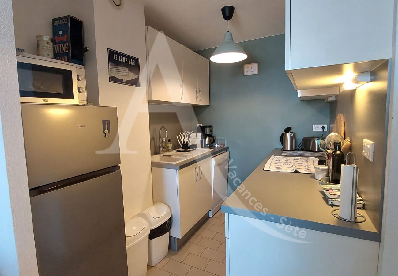 Appartement à Sète - 220 / SPACIEUX T3 VUE MER AVEC PARKING Appartement à Sète - 220 / SPACIEUX T3 VUE MER AVEC PARKING