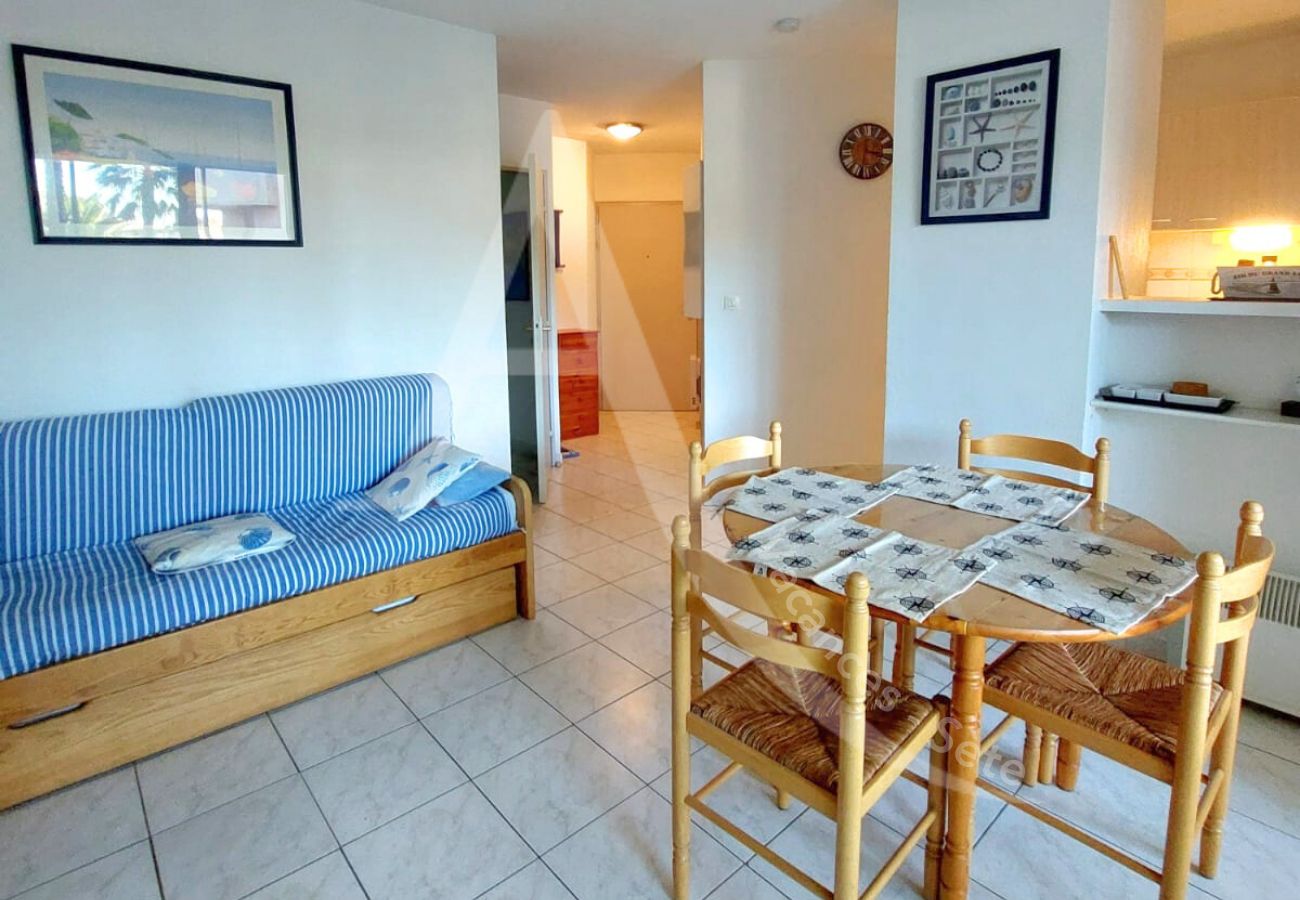 Appartement à Sète - 046 / T2 RDC, WIFI GARAGE ET PISCINE Appartement à Sète - 046 / T2 RDC, WIFI GARAGE ET PISCINE